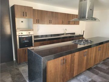 Casa en Venta en Lomas de Angelopolis