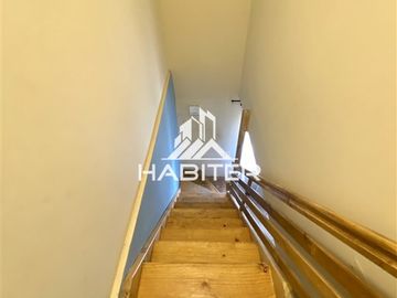 SE VENDE LINDA CASA SECTOR RAUQUEN, CURICO (40339)