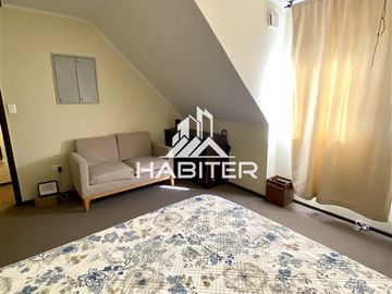 SE VENDE LINDA CASA SECTOR RAUQUEN, CURICO (40339)