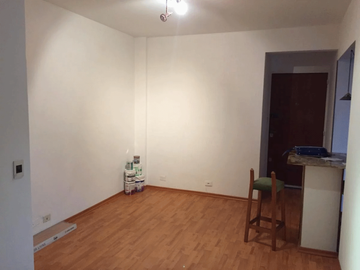 Departamento en Venta en Recoleta 1 ambiente 24 m2 lateral, silencioso, muy luminoso – Av. Córdoba 3400