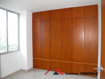 apartamento en venta en la floresta. Cod V12691