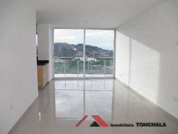 apartamento en venta en la floresta. Cod V12691