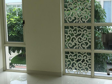 RUMAH DI PAKUWON CITY GRAND ISLAND ZIMBALI COSTA BAZLEY