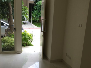 RUMAH DI PAKUWON CITY GRAND ISLAND ZIMBALI COSTA BAZLEY