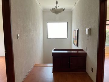 VENDO EXCELENTE CASA EN GUADALUPE INN