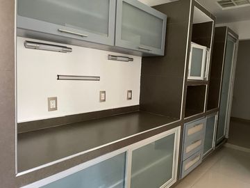 VENDO EXCELENTE CASA EN GUADALUPE INN