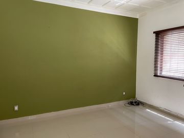 VENDO EXCELENTE CASA EN GUADALUPE INN