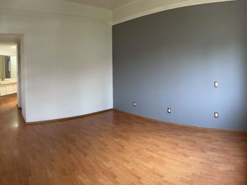 VENDO EXCELENTE CASA EN GUADALUPE INN