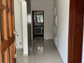 VENDO EXCELENTE CASA EN GUADALUPE INN