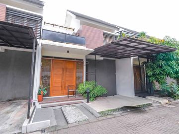 Rumah 2 Lt SHM 8 Menit ke Bintaro Jaya Xchange Dibantu KPR J-33463