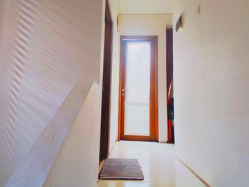 Rumah 2 Lt SHM 8 Menit ke Bintaro Jaya Xchange Dibantu KPR J-33463