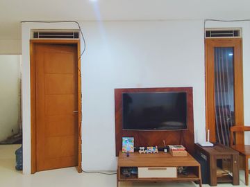 Rumah 2 Lt SHM 8 Menit ke Bintaro Jaya Xchange Dibantu KPR J-33463