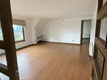 Departamento en Venta en COD36312 Exclusivo departamento, remodelado, sector Colegio Aleman