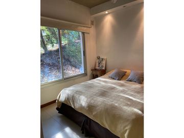 Departamento con piscina. 1 dormitorio,  jardín. Pinamar