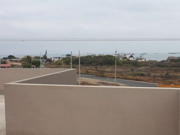 Ballenita: Se Vende Casa Cerca del Mar en Ballenita
