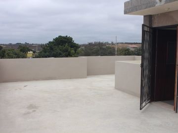 Ballenita: Se Vende Casa Cerca del Mar en Ballenita