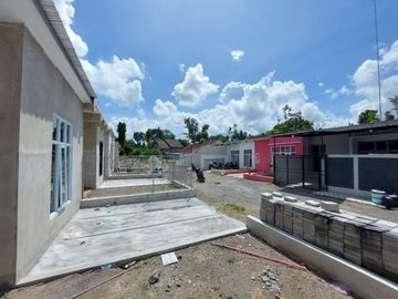 RUMAH DI LINGKUNGAN ASRI DI UTARA PRAMBANAN MODEL STUDIO BISA KPR