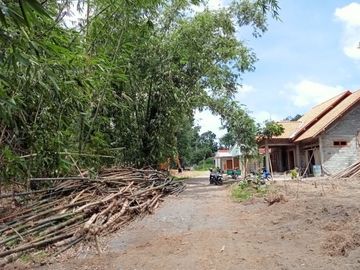 RUMAH DI LINGKUNGAN ASRI DI UTARA PRAMBANAN MODEL STUDIO BISA KPR