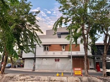 Ruko Strategis Raya Ngagel Jaya Selatan Surabaya