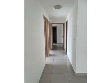 VENTA DE APARTAMENTO CON LINEA BLANCA + CBE VA PORRAS PH TEE ONE