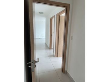 VENTA DE APARTAMENTO CON LINEA BLANCA + CBE VA PORRAS PH TEE ONE