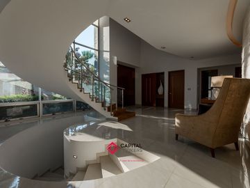 CASA DE LUJO CON VISTA PANORAMICA EN EL PALOMAR