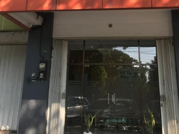 Ruko Central Business Park Jl Ir Dr Soekarno MERR