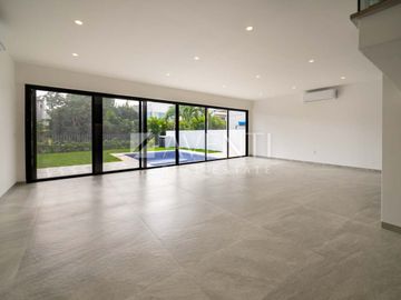 Casa en venta, Lagos del Sol Residencial, Cancún Quintana Roo.
