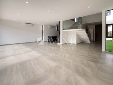 Casa en venta, Lagos del Sol Residencial, Cancún Quintana Roo.