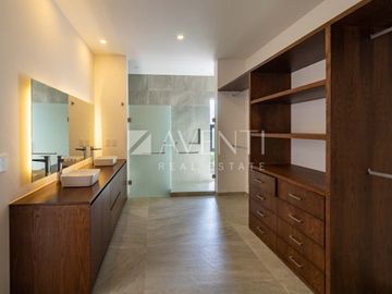 Casa en venta, Lagos del Sol Residencial, Cancún Quintana Roo.