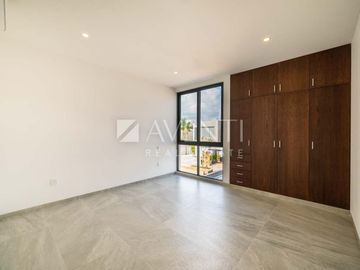 Casa en venta, Lagos del Sol Residencial, Cancún Quintana Roo.