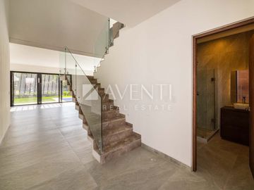 Casa en venta, Lagos del Sol Residencial, Cancún Quintana Roo.