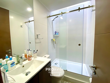 TownHouse de 3 pisos con patio y terraza panorámica