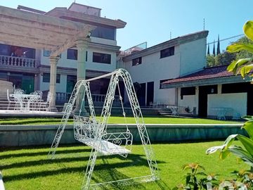 Casas en Venta en La Calera Puebla canche de fronton y gran jardin, gym, amueblada, oportunidad