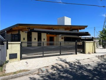 VENTA CASA 3 DORMITORIOS CON FINANCIACION VILLA CARLOS PAZ