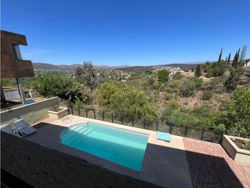 VENTA CASA 3 DORMITORIOS CON FINANCIACION VILLA CARLOS PAZ