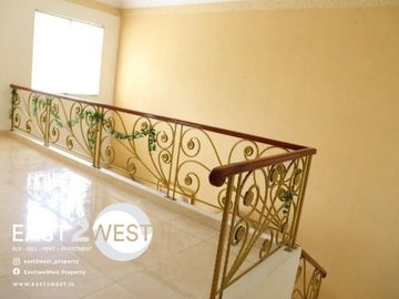 Dijual Rumah Virginia Lagoon BSD City Tangerang Selatan 2 Lantai Fully Furnished Siap Huni Kondisi Maspih Tersewa