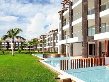 Condominio frente al mar con alberca privada, 3,000 m2 de Albercas, campo de Gol