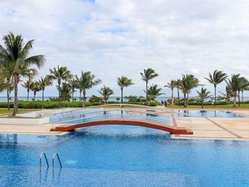 Condominio frente al mar con alberca privada, 3,000 m2 de Albercas, campo de Gol