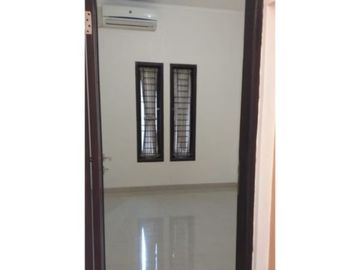 RUMAH MURAH DI KOMPLEK ALAM CIRENDEU CIPUTAT TANGSEL