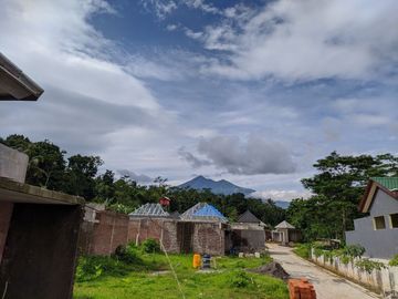 JUAL RUMAH DENGAN VIEW GUNUNG HARGA MURAH DI SALATIGA