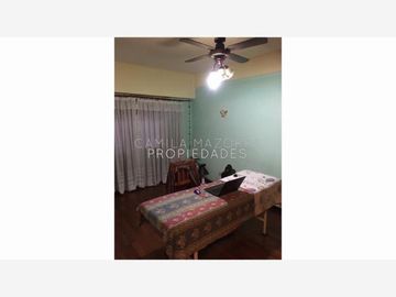 Departamento con Cochera en VENTA-Ramos Mejía