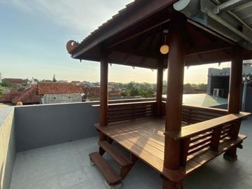 Rumah mewah full furnished bangunan Joglo di seputaran Umbulharjo
