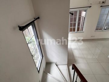 Dijual Rumah Menteng Village Gading Serpong Strategis