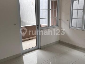 Dijual Rumah Menteng Village Gading Serpong Strategis