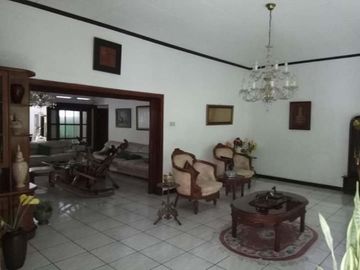 11 Bedroom House for sale