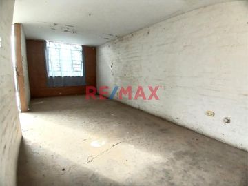 🚨 ¡OPORTUNIDAD UNICA EN AREVALO! 🚨

📍 Ubicación estratégica con proyección: Av. Gran Separadora Industrial, Manuel Arévalo II Etapa

📐 Área de Ter