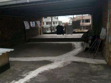 CASA  COMERCIAL  RENTABLE  EN VENTA EN EL BARRIO FLORARÍA, CIUDAD BOGOTA