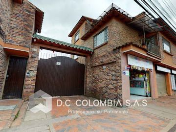 VENTA de CASAS en CHIA