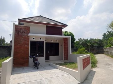 Legalitas SHM dan IMB ada FREE INTERIOR Sidoarum Village Sleman Jogja